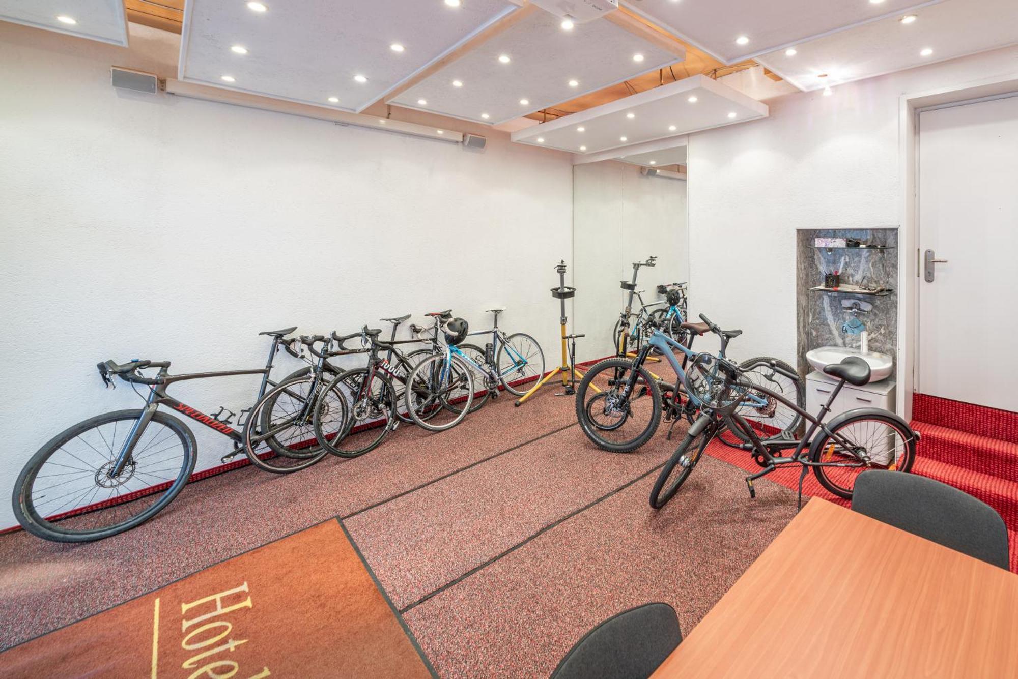 Hotel Neue Post I Self Check-In Innsbruck Exterior foto