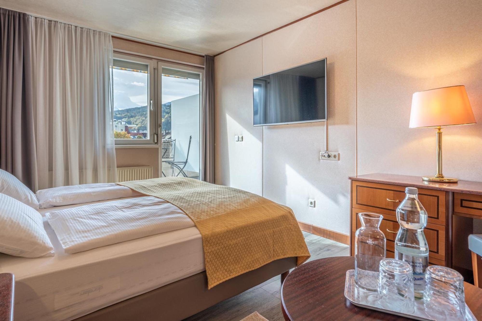 Hotel Neue Post I Self Check-In Innsbruck Exterior foto
