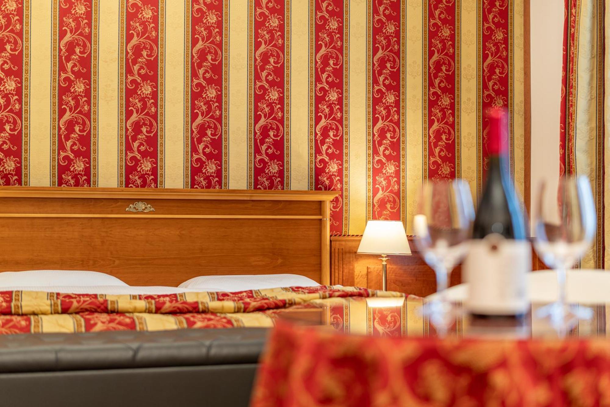 Hotel Neue Post I Self Check-In Innsbruck Exterior foto