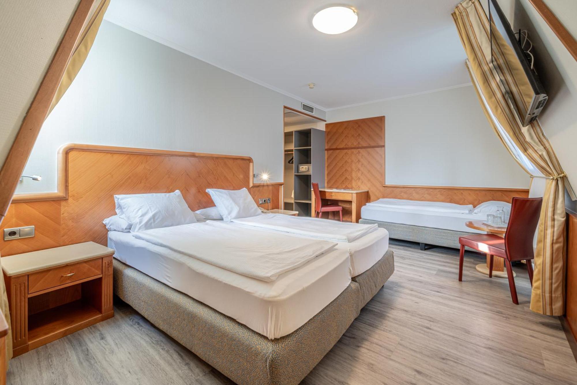 Hotel Neue Post I Self Check-In Innsbruck Exterior foto