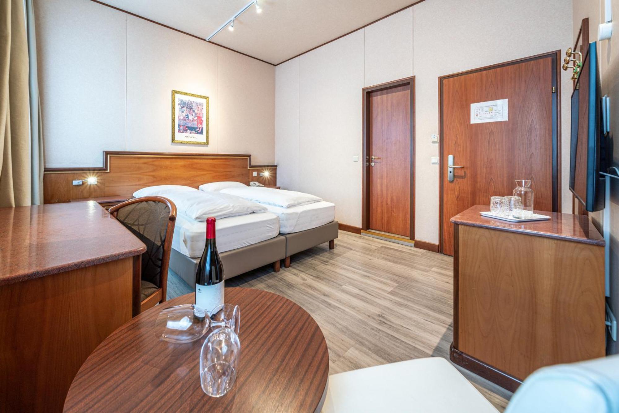 Hotel Neue Post I Self Check-In Innsbruck Exterior foto
